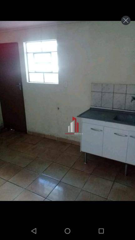 Casa à venda com 2 quartos, 200m² - Foto 9