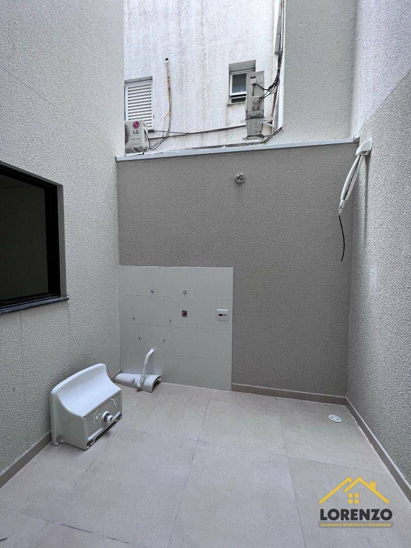 Apartamento à venda com 2 quartos, 66m² - Foto 6