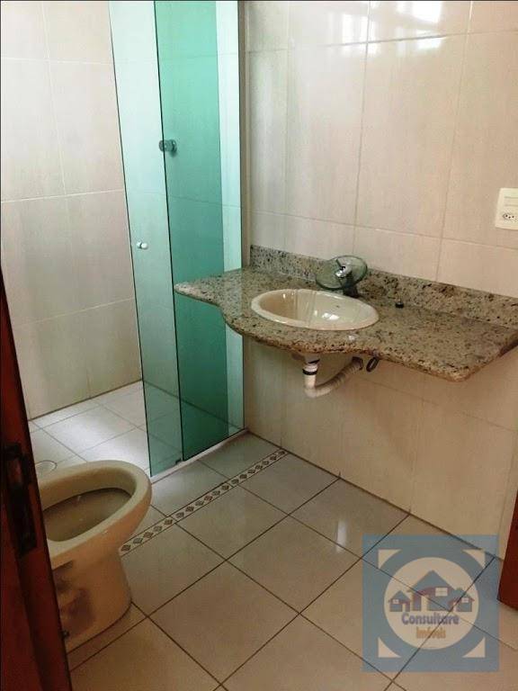 Casa de Condomínio para alugar com 4 quartos, 440m² - Foto 11