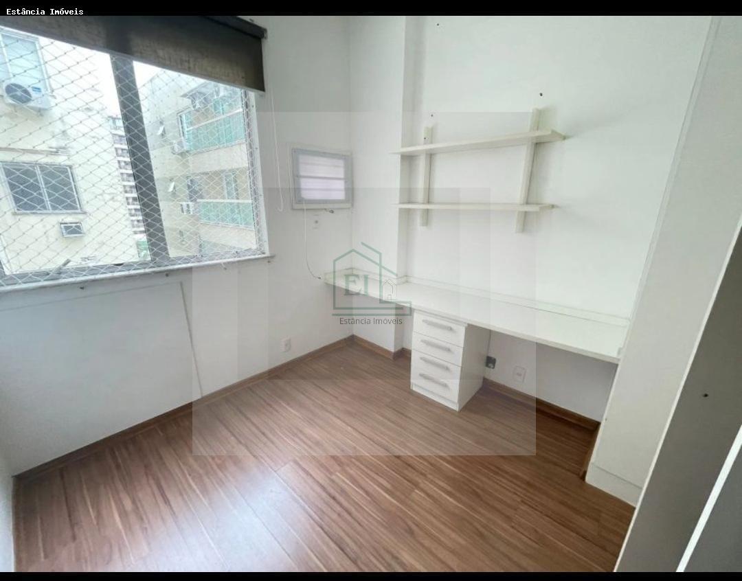 Apartamento à venda com 2 quartos, 80m² - Foto 27