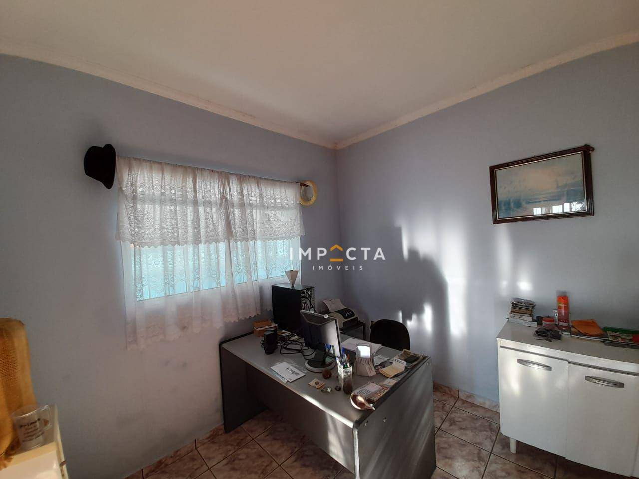 Casa à venda com 3 quartos, 190m² - Foto 1