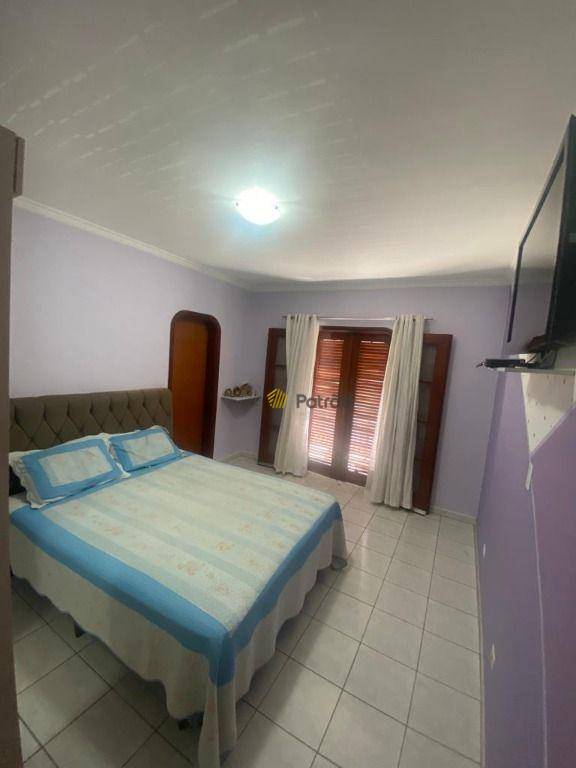 Sobrado à venda com 3 quartos, 314m² - Foto 14