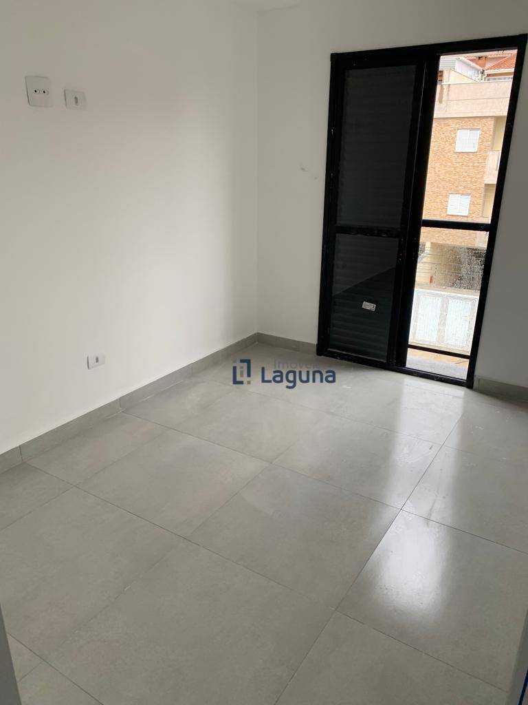 Cobertura à venda com 2 quartos, 70m² - Foto 6