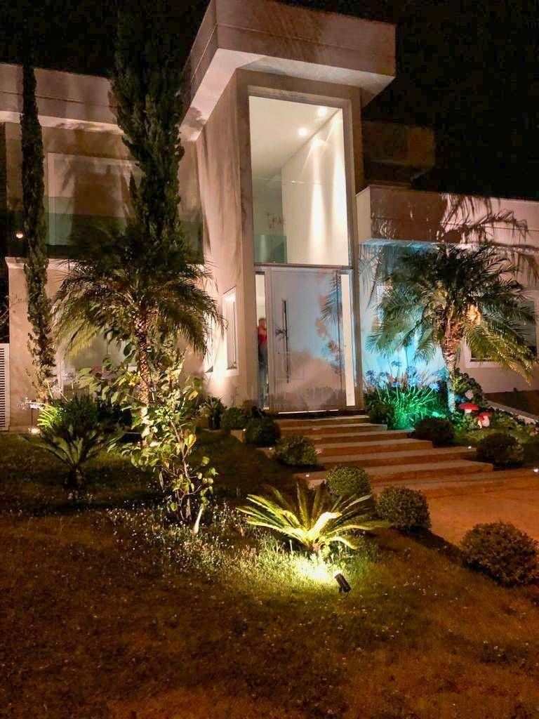 Casa de Condomínio à venda com 4 quartos, 384m² - Foto 3