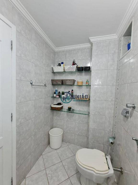 Apartamento à venda com 2 quartos, 80m² - Foto 25