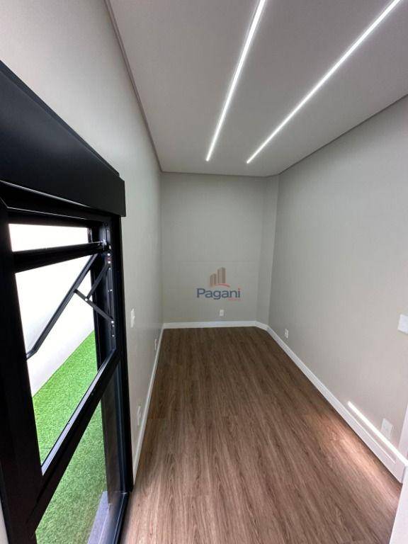 Casa à venda com 3 quartos, 192m² - Foto 18