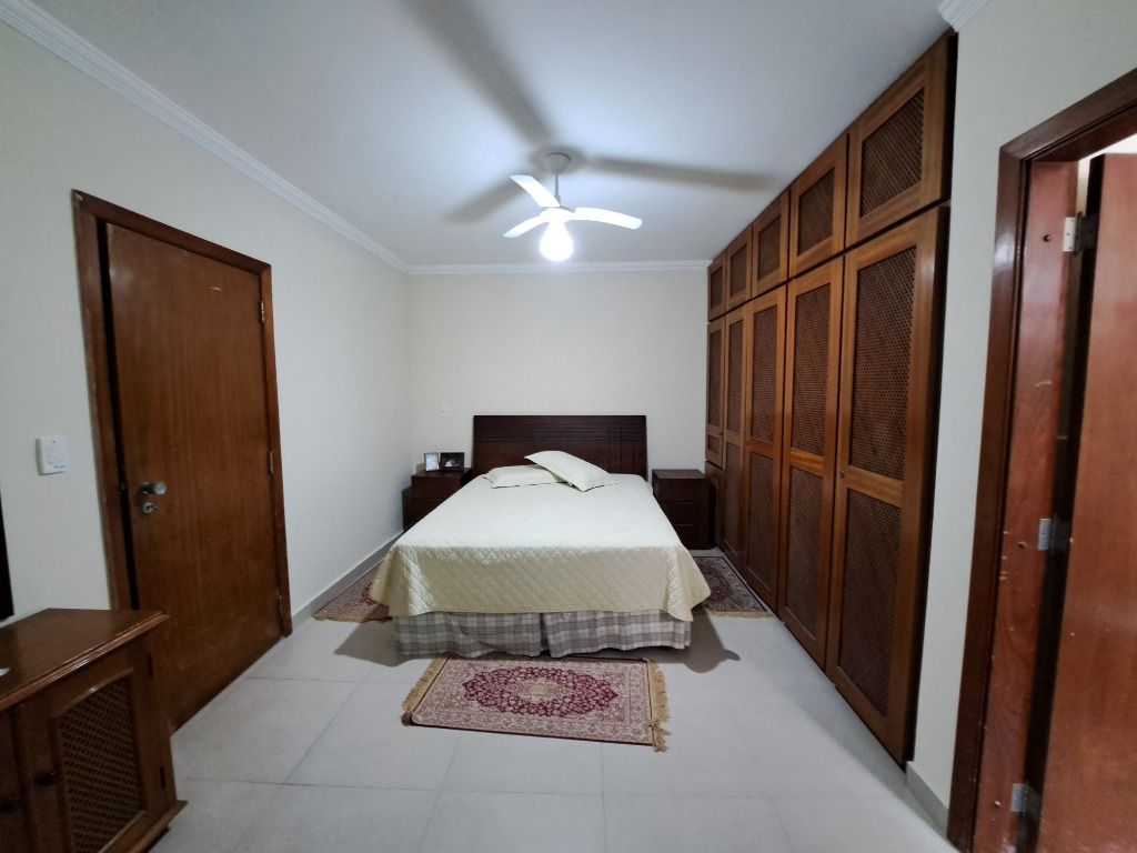 Apartamento à venda com 3 quartos, 140m² - Foto 6