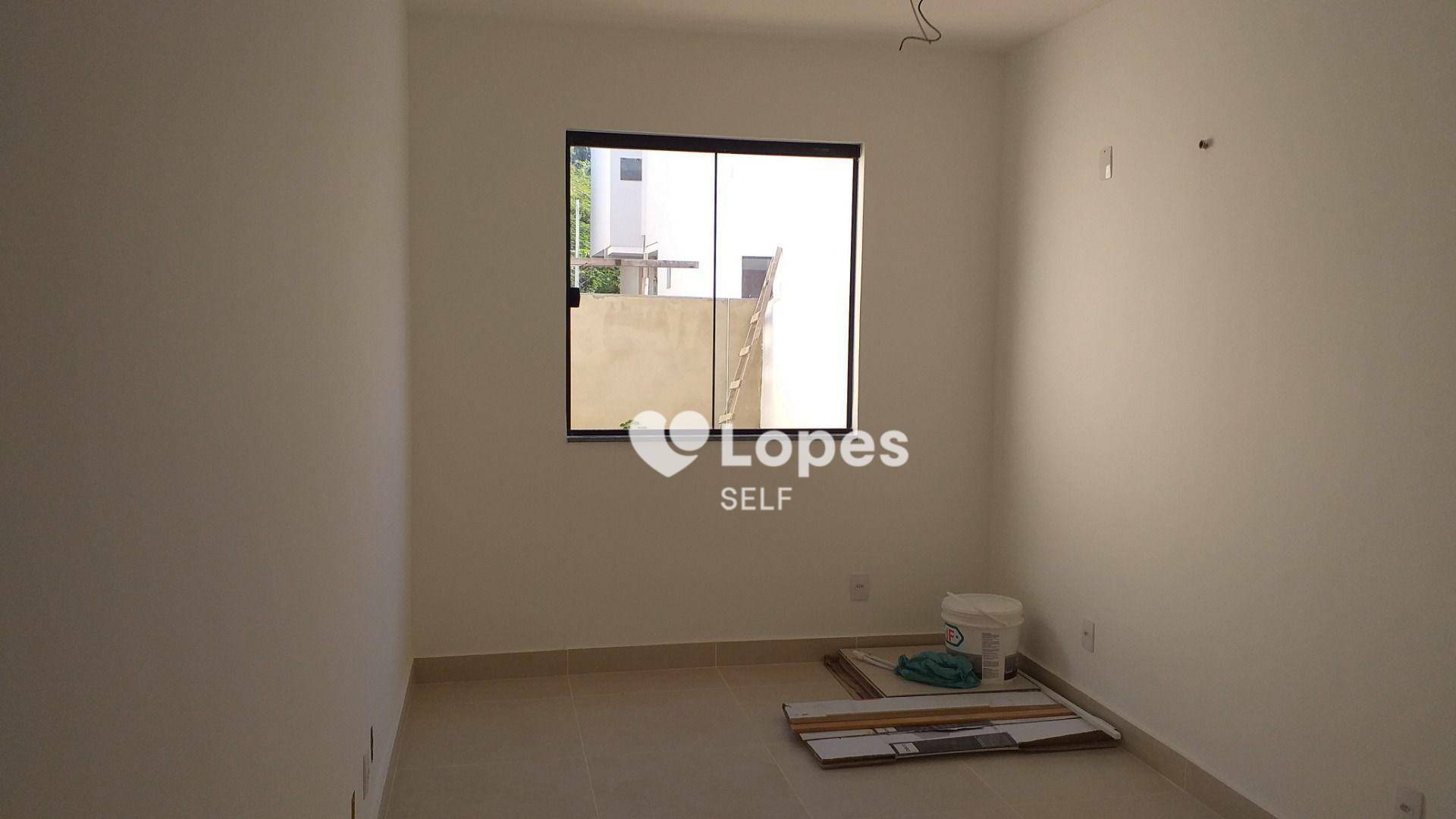 Casa à venda com 4 quartos, 150m² - Foto 8