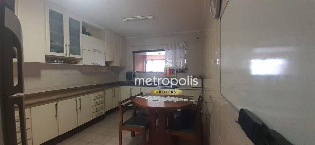 Sobrado à venda com 4 quartos, 250m² - Foto 5