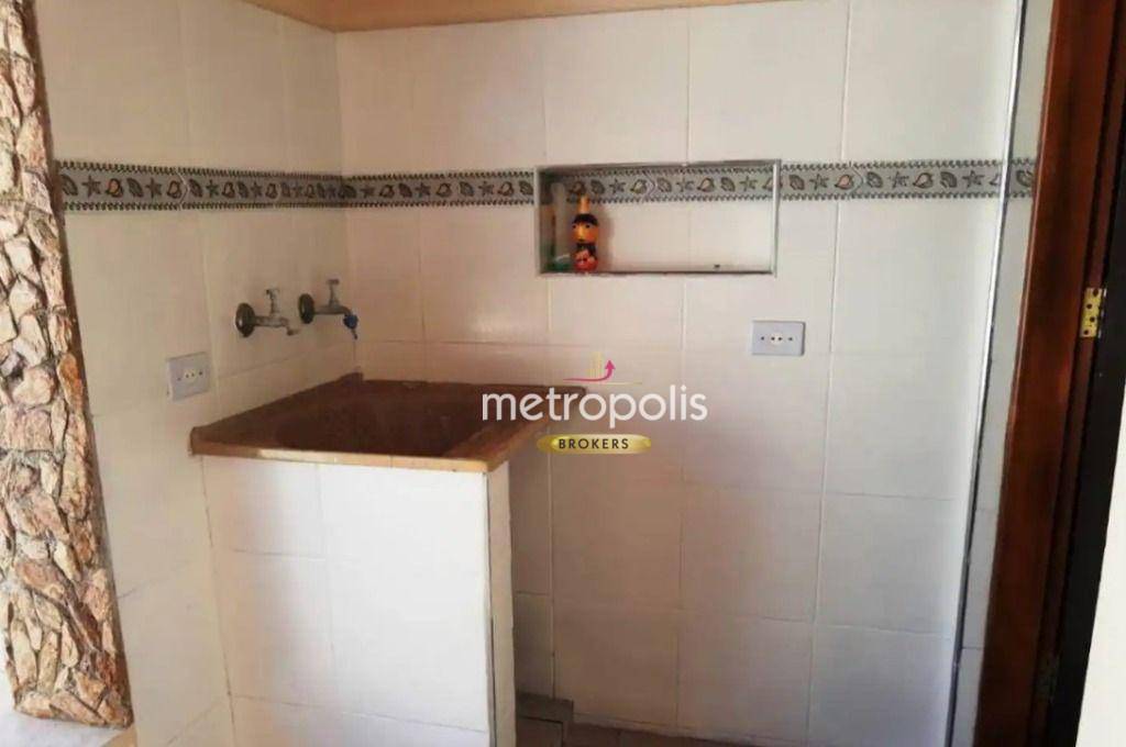 Casa à venda com 3 quartos, 231m² - Foto 20