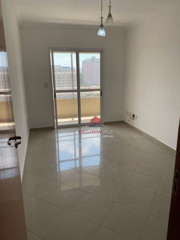 Apartamento para alugar com 3 quartos, 77m² - Foto 2
