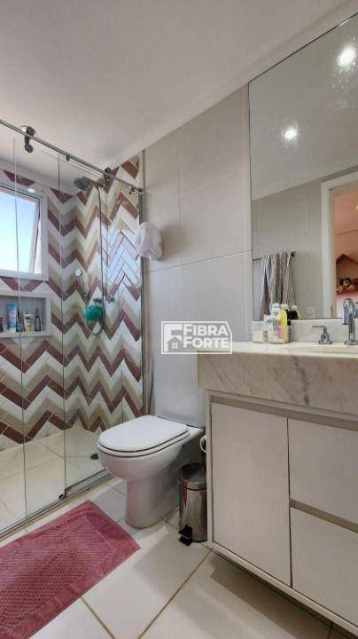 Apartamento à venda com 4 quartos, 189m² - Foto 18