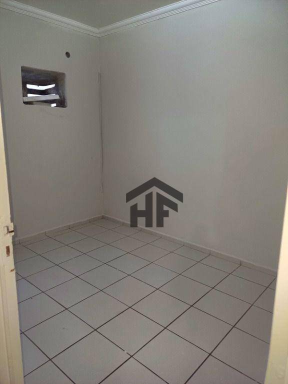 Apartamento à venda com 3 quartos, 75m² - Foto 14