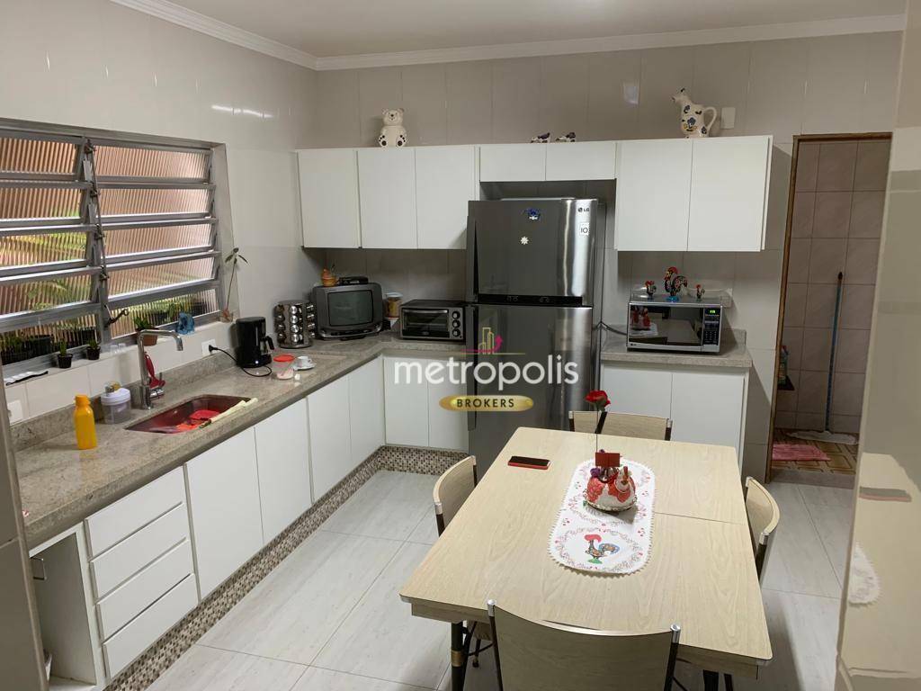 Sobrado à venda com 3 quartos, 189m² - Foto 2