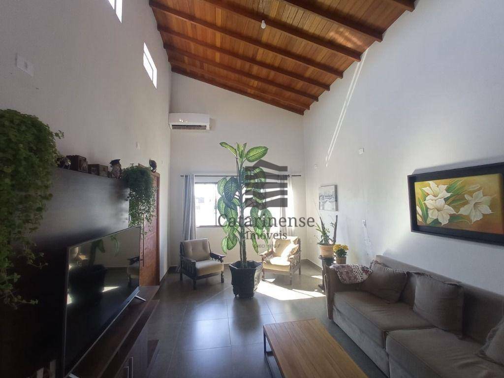 Casa à venda com 3 quartos, 248m² - Foto 6