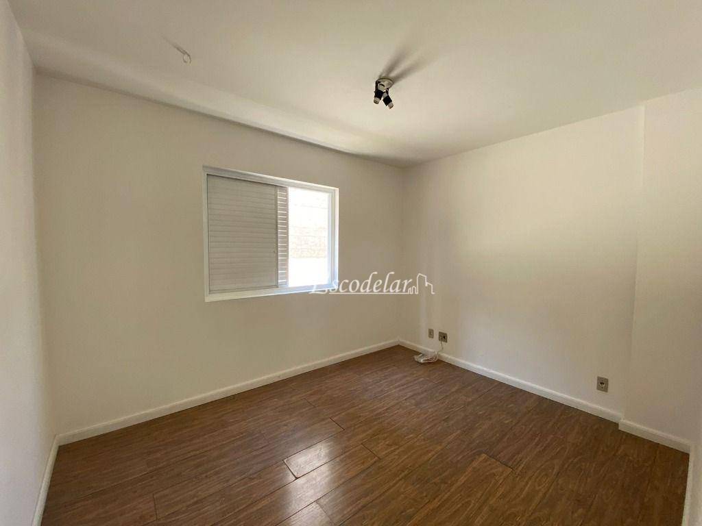 Apartamento para alugar com 3 quartos, 157m² - Foto 6