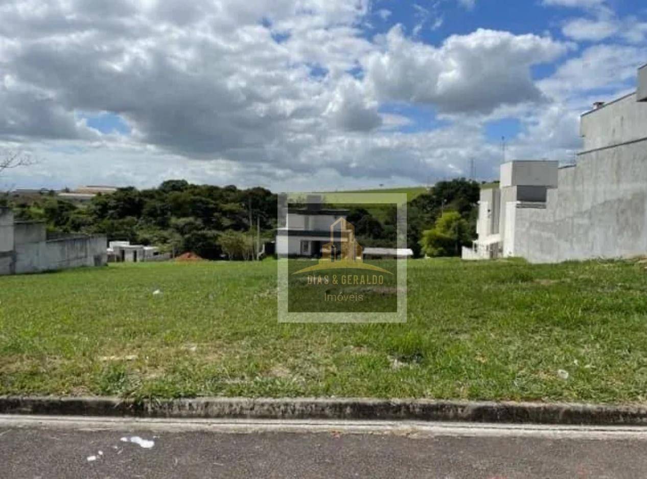 Loteamento e Condomínio, 300 m² - Foto 1