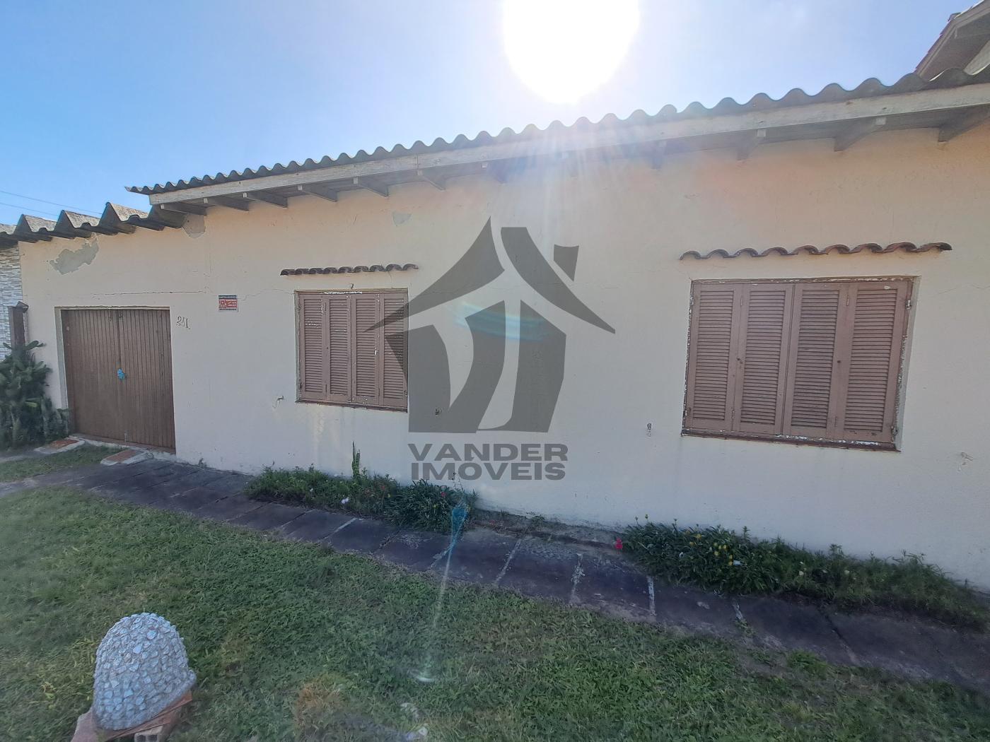 Casa à venda com 2 quartos, 300m² - Foto 2