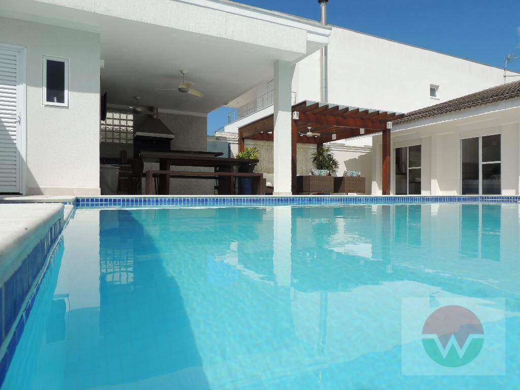 Casa de Condomínio à venda com 4 quartos, 203m² - Foto 2