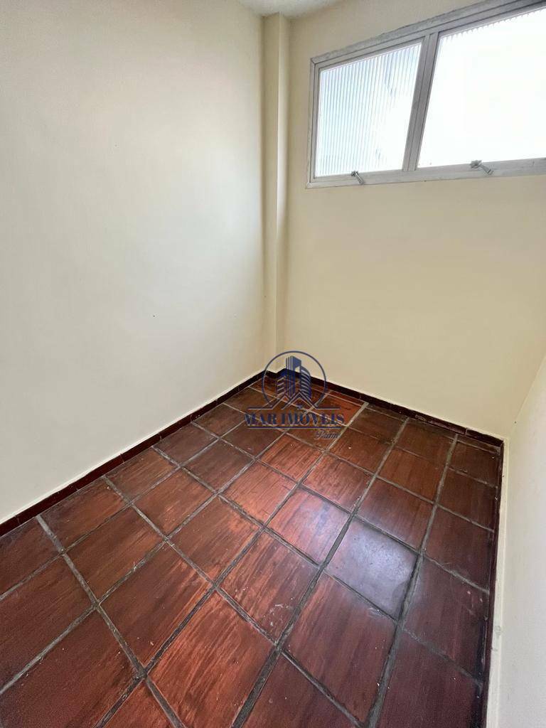 Apartamento à venda com 3 quartos, 140m² - Foto 11