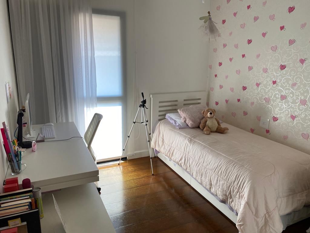 Apartamento à venda com 3 quartos, 180m² - Foto 14