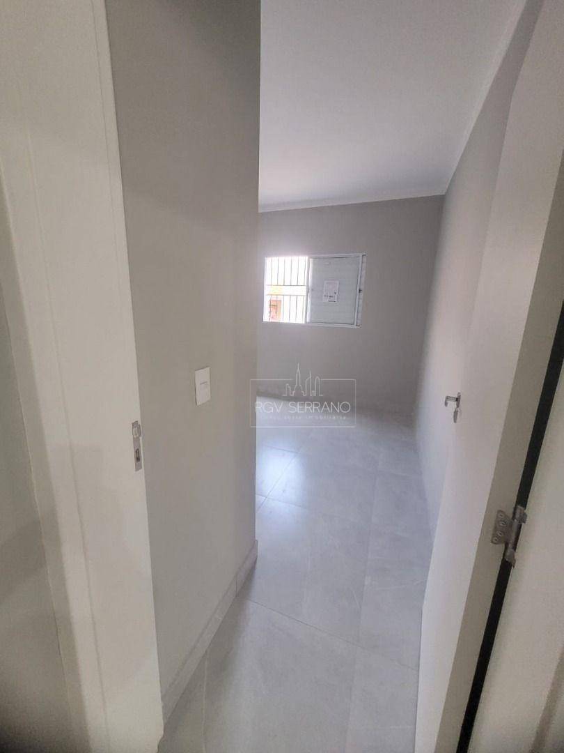 Casa à venda com 3 quartos, 250M2 - Foto 2