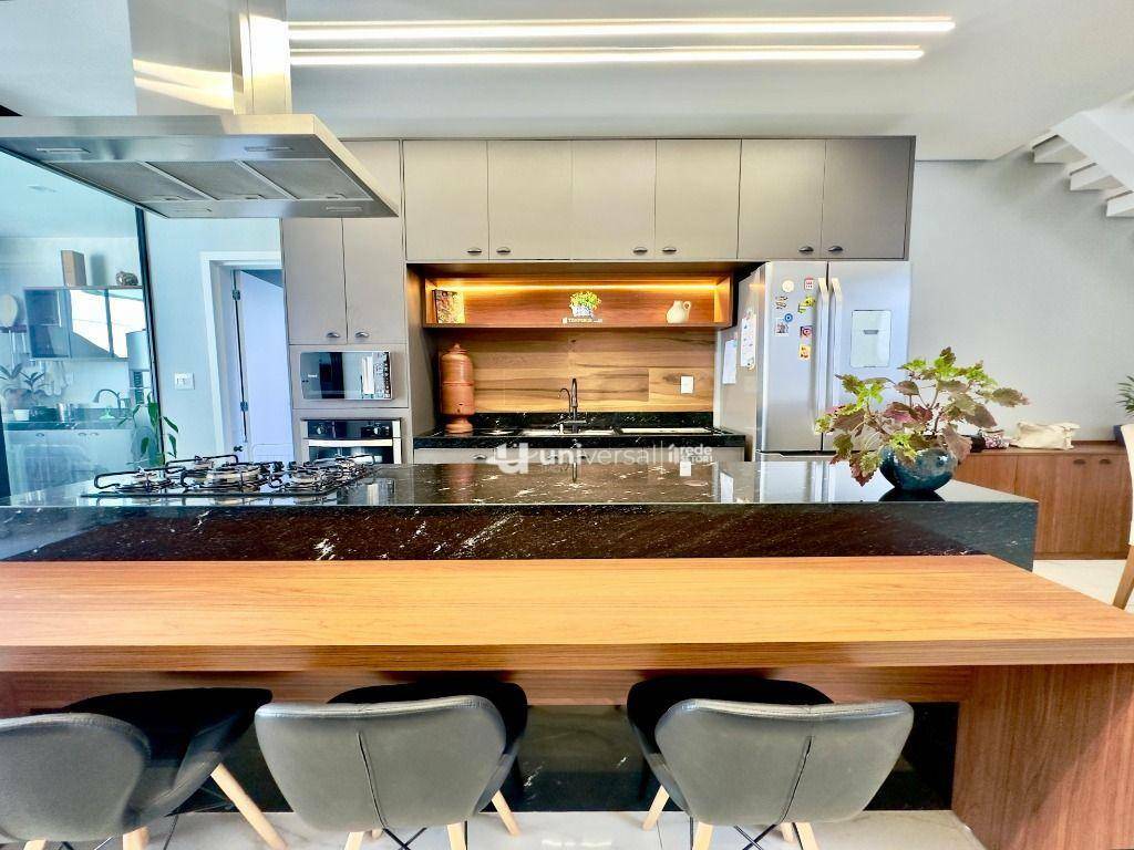 Casa de Condomínio à venda com 4 quartos, 340m² - Foto 11
