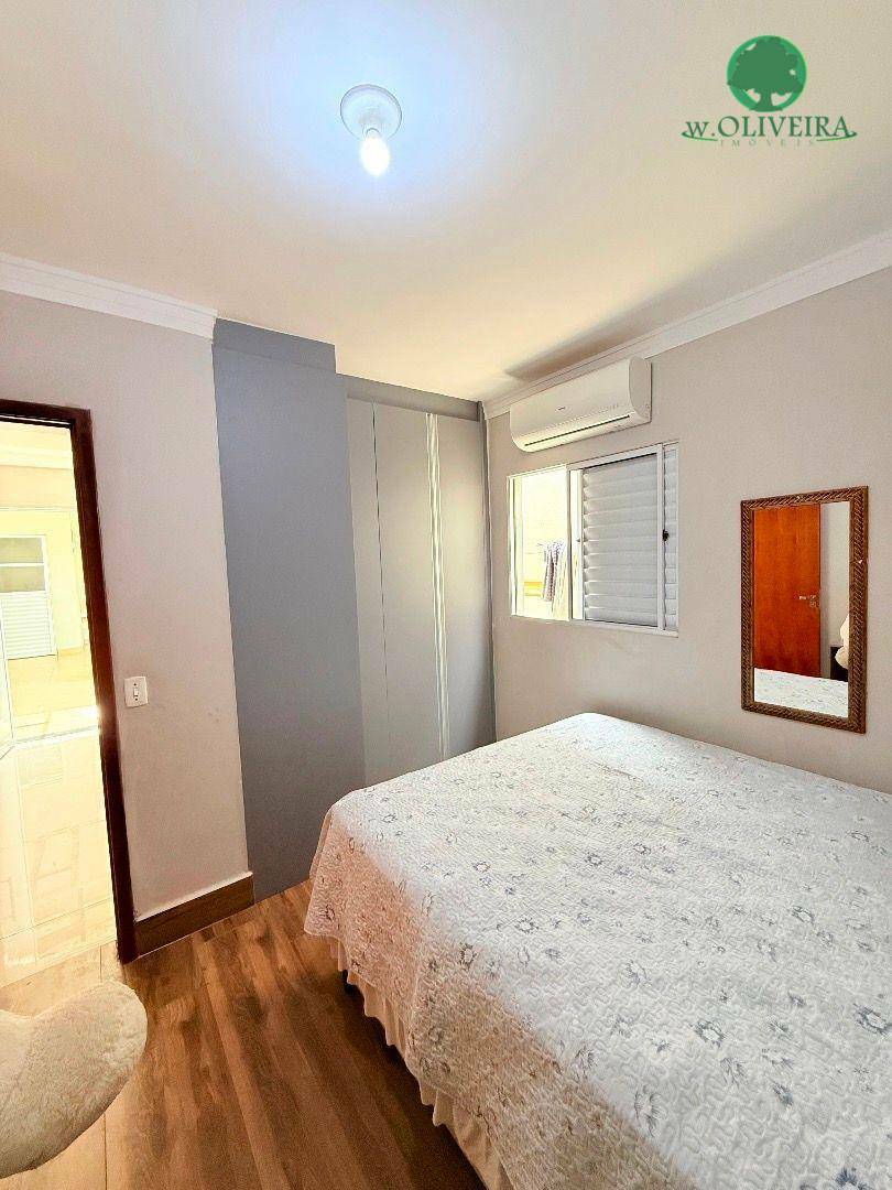 Casa à venda com 2 quartos, 120m² - Foto 8