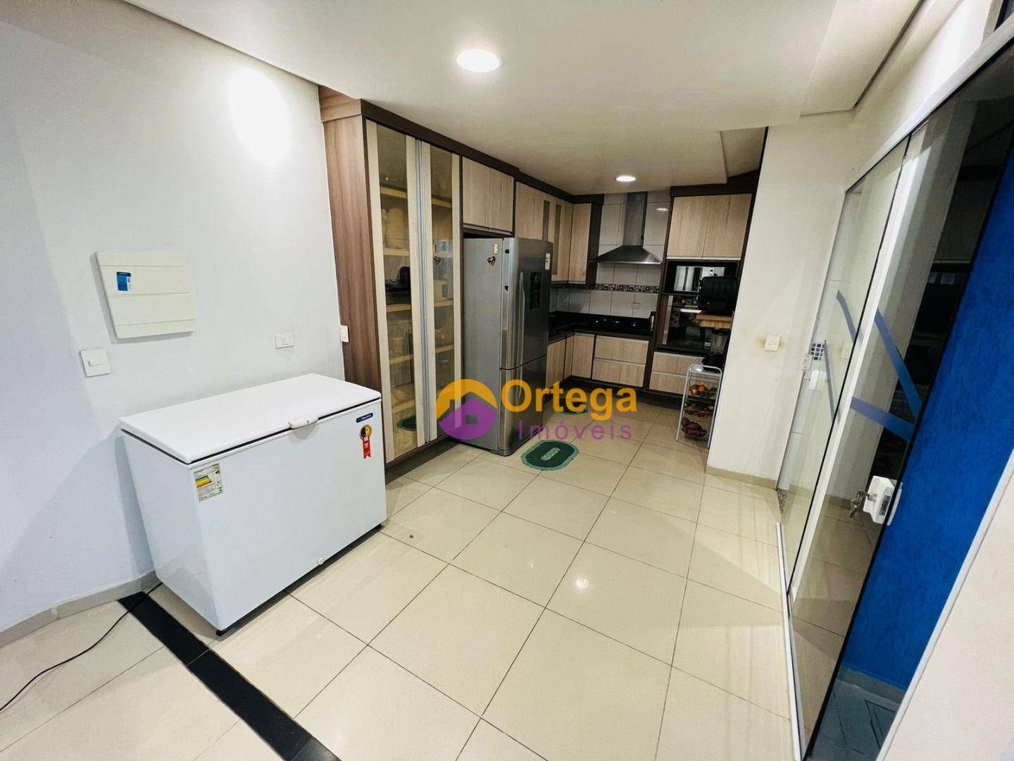 Sobrado à venda com 3 quartos, 280m² - Foto 18