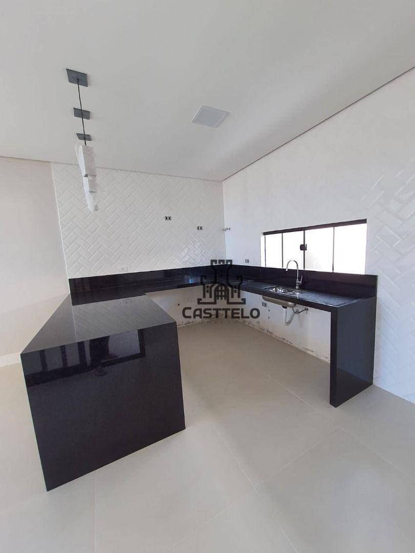 Sobrado à venda com 2 quartos, 183m² - Foto 4