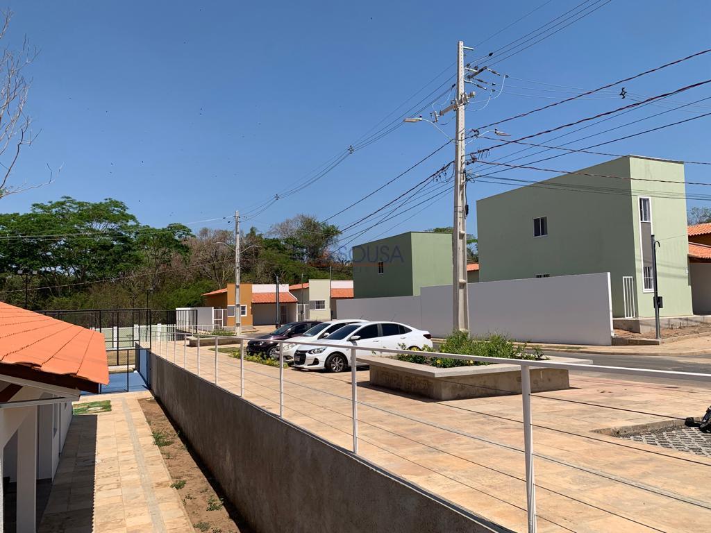 Casa à venda com 3 quartos, 77m² - Foto 10