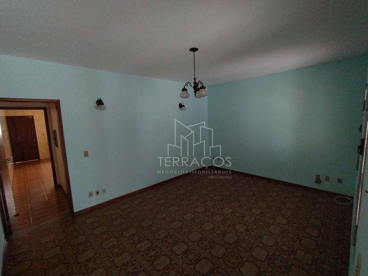 Casa à venda com 3 quartos, 143m² - Foto 3
