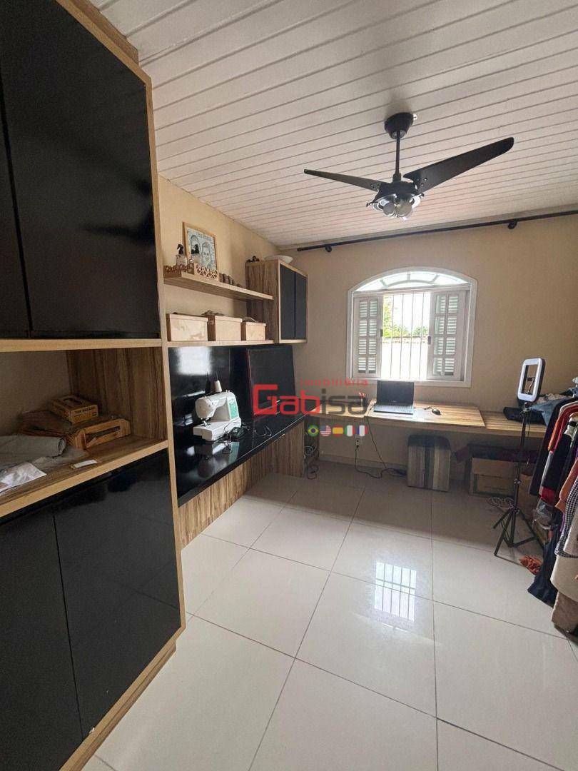 Casa à venda com 5 quartos, 300m² - Foto 28