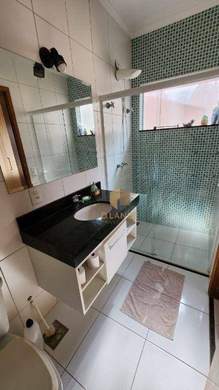 Casa de Condomínio à venda com 3 quartos, 238m² - Foto 21