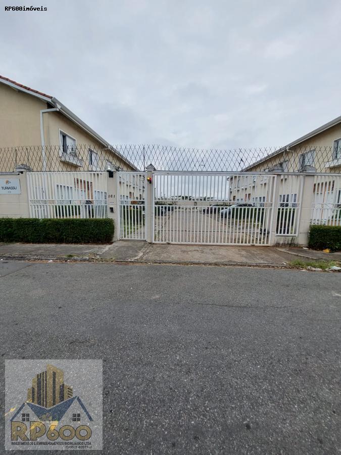 Casa à venda com 2 quartos, 60m² - Foto 3