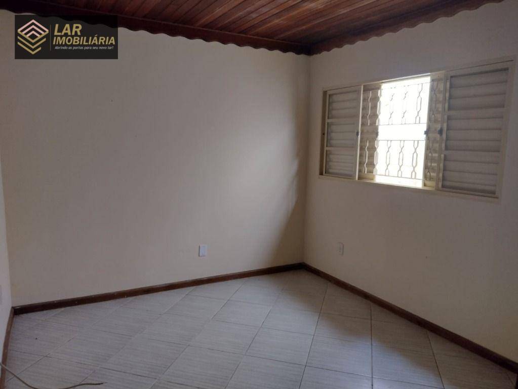 Casa à venda com 2 quartos, 131m² - Foto 15