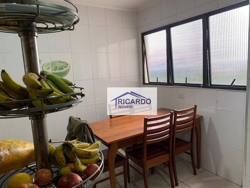 Apartamento à venda com 4 quartos, 170m² - Foto 14