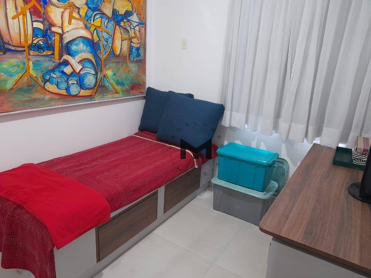 Apartamento à venda com 2 quartos, 70m² - Foto 3