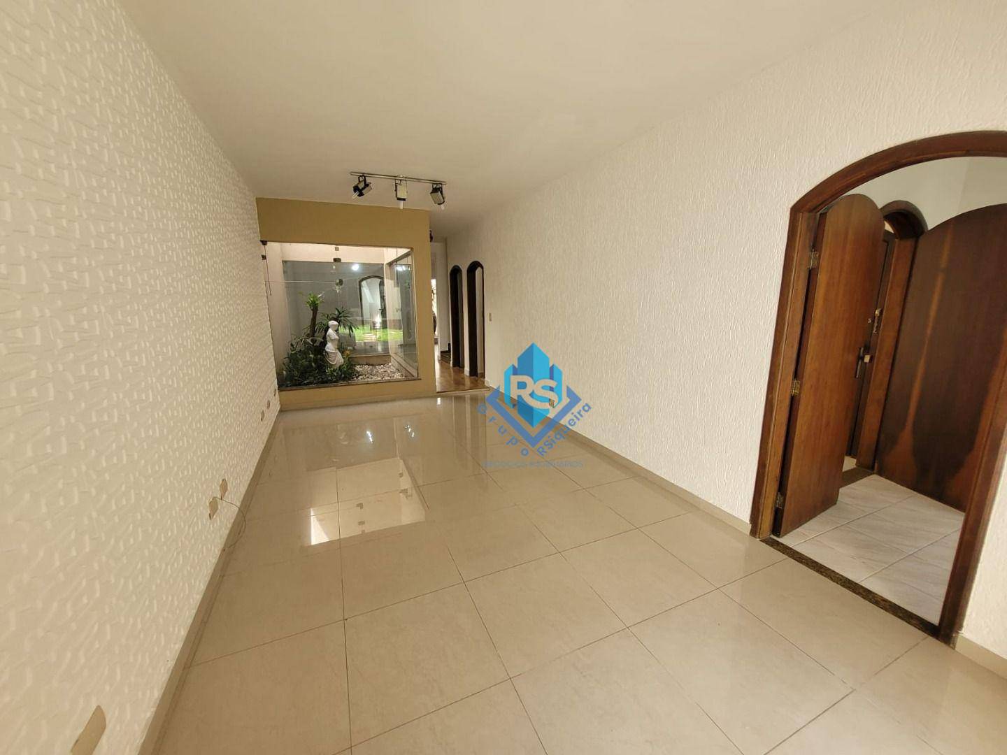 Sobrado à venda com 3 quartos, 269m² - Foto 8