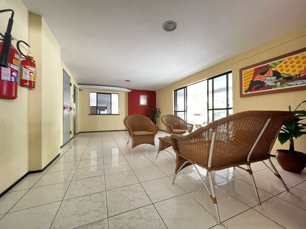 Apartamento à venda com 2 quartos, 60m² - Foto 15