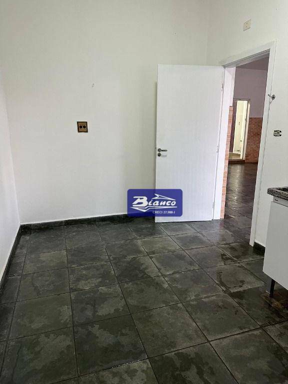 Sobrado à venda e aluguel com 3 quartos, 399m² - Foto 18