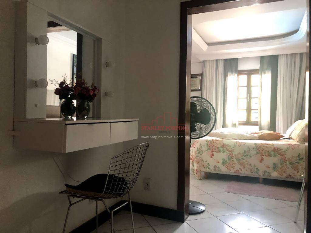 Casa à venda com 3 quartos, 260m² - Foto 13