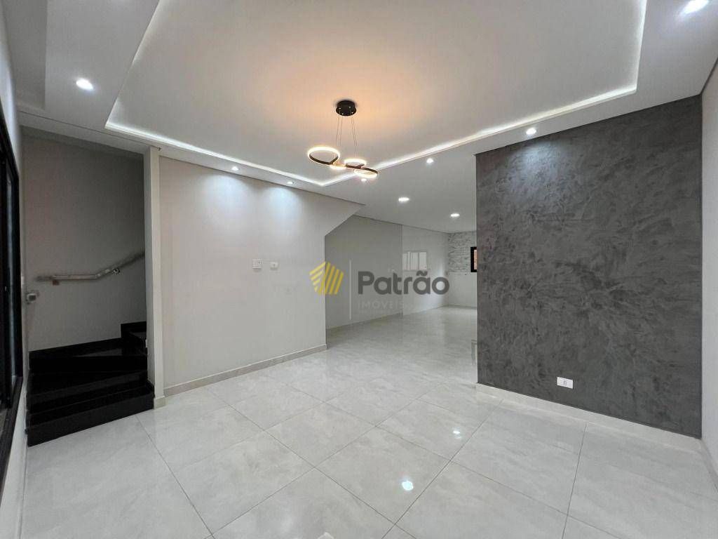 Sobrado à venda com 3 quartos, 165m² - Foto 2