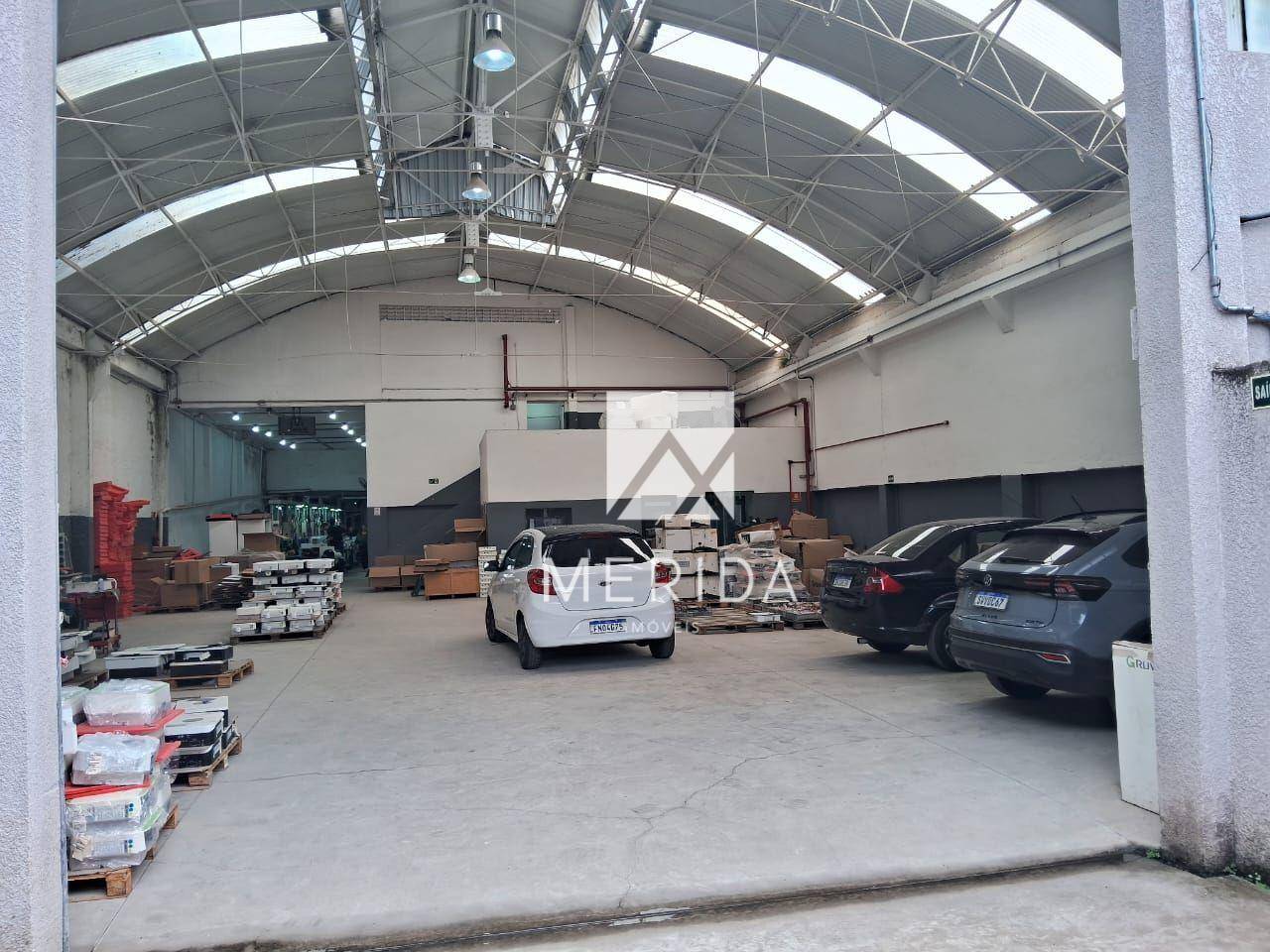 Depósito-Galpão-Armazém para alugar, 1350m² - Foto 2