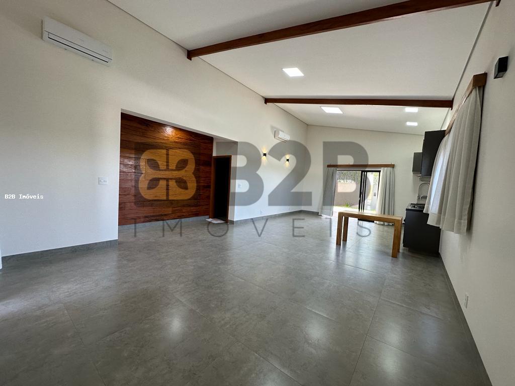 Casa de Condomínio à venda com 2 quartos, 157m² - Foto 3