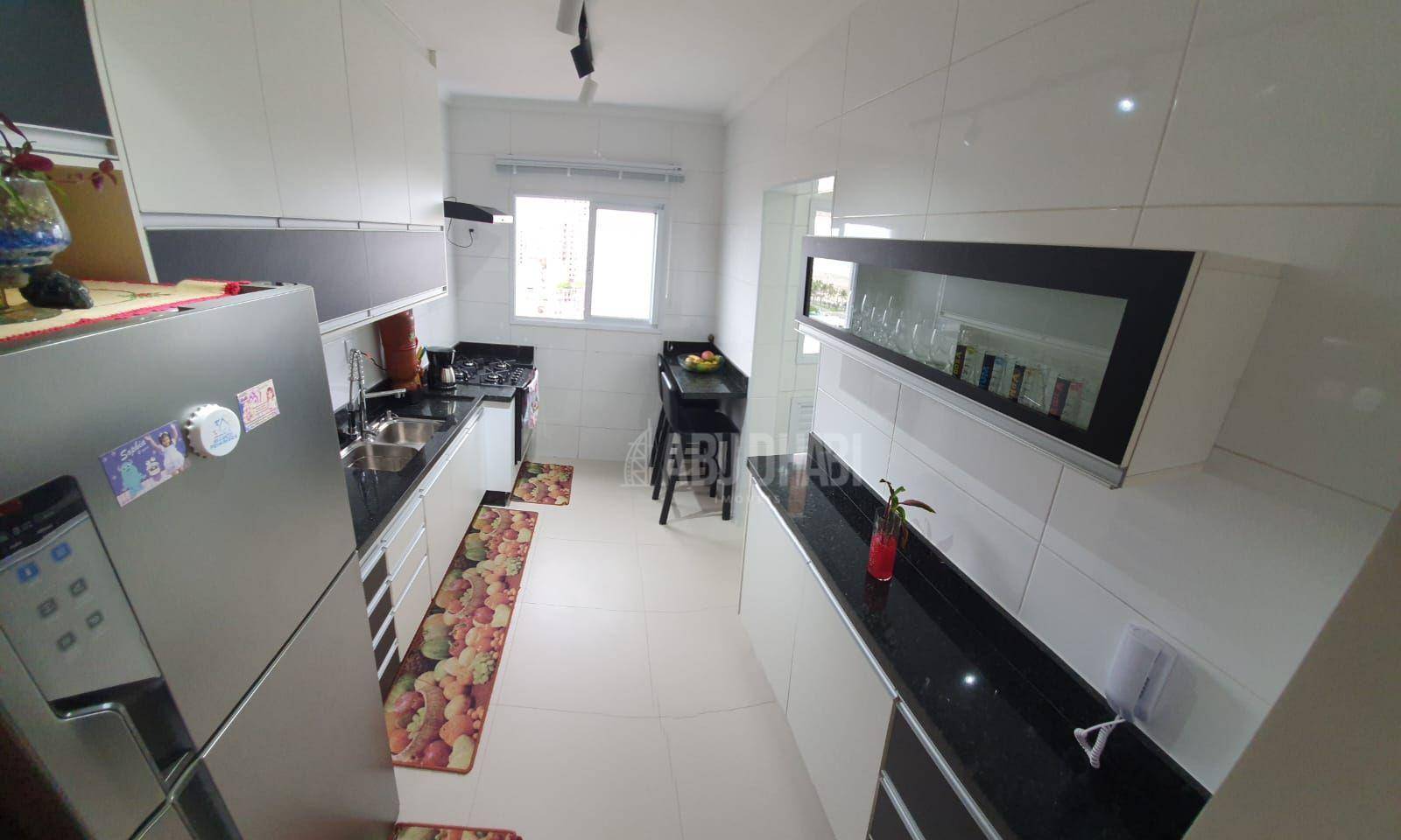 Apartamento à venda com 2 quartos, 95m² - Foto 6