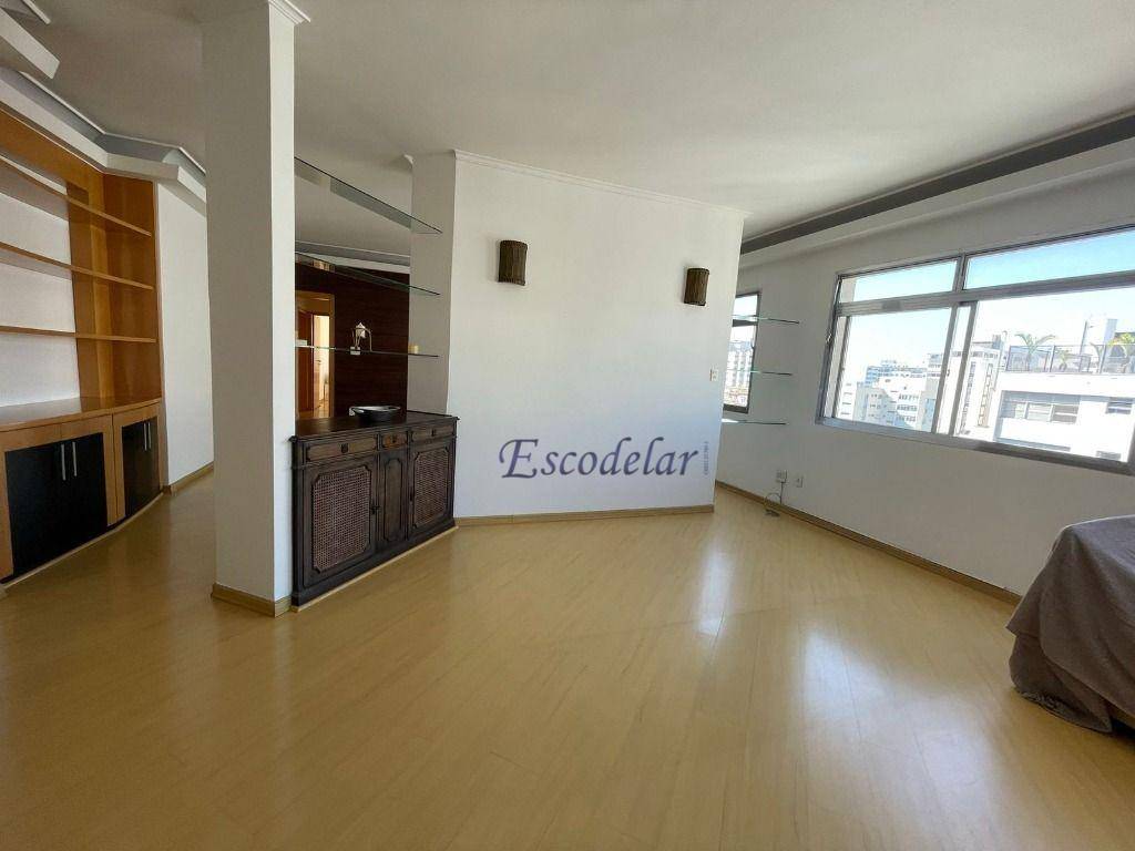 Apartamento à venda com 3 quartos, 230m² - Foto 1