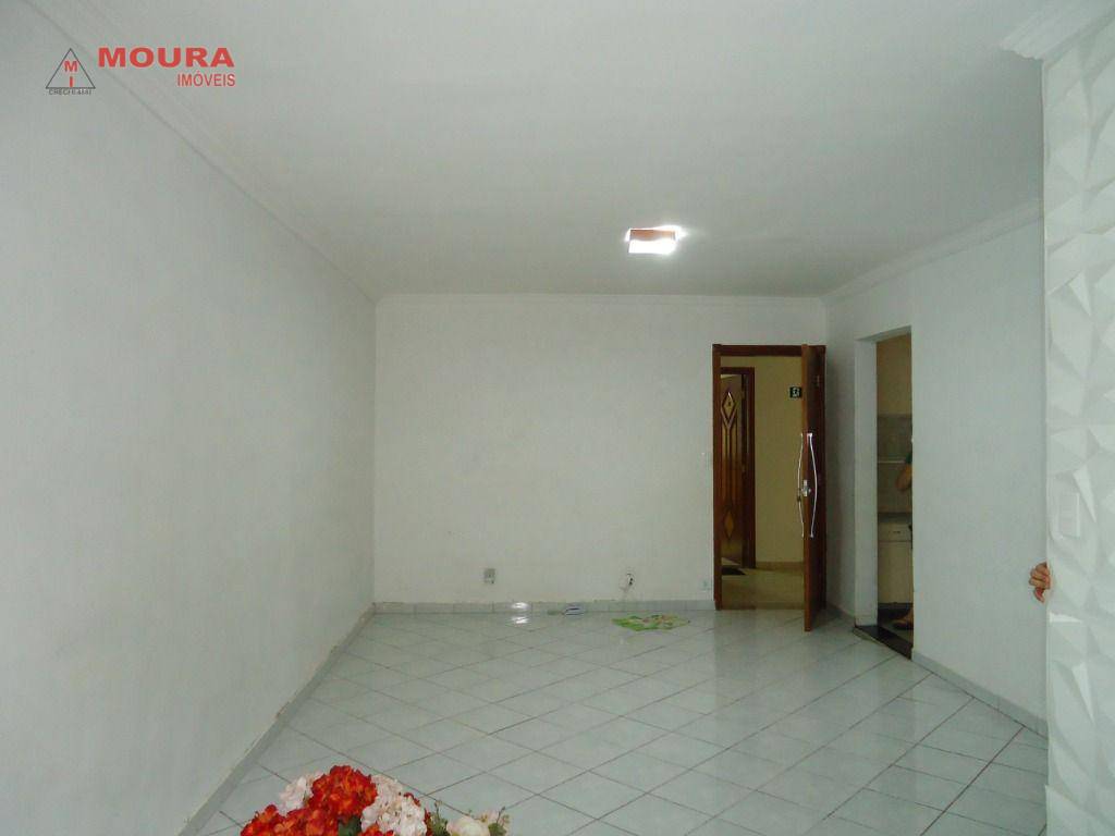 Apartamento à venda com 2 quartos, 62m² - Foto 4