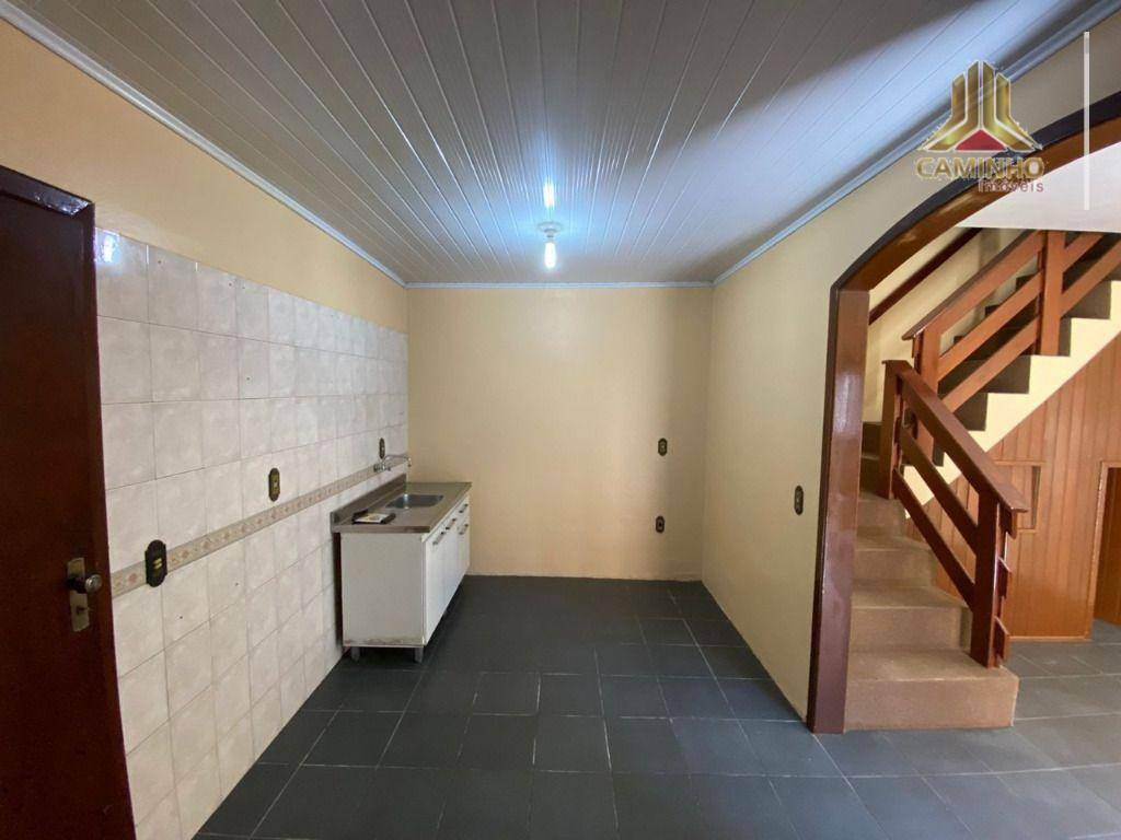 Casa à venda com 5 quartos, 300m² - Foto 7