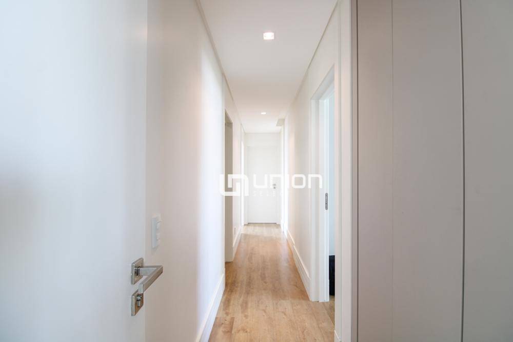 Apartamento à venda com 4 quartos, 161m² - Foto 15